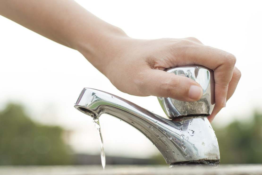 Dlaczego warto i jak oszczędzać wodę?