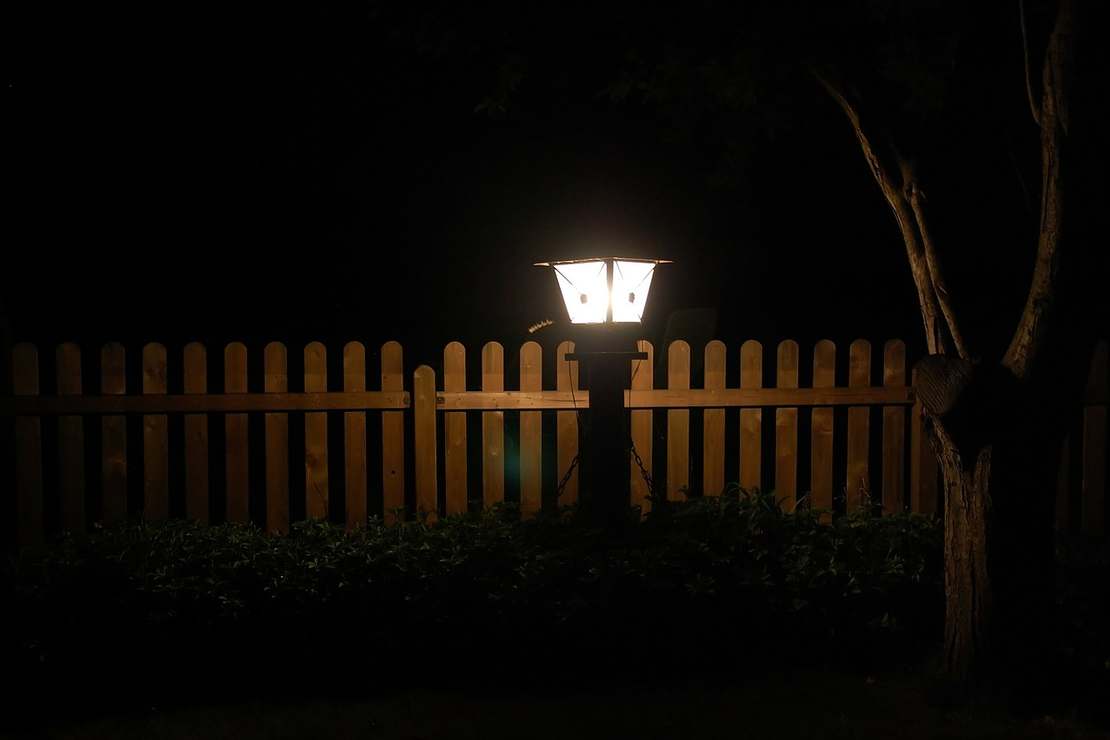 Lampy ogrodowe - jak wybrać?