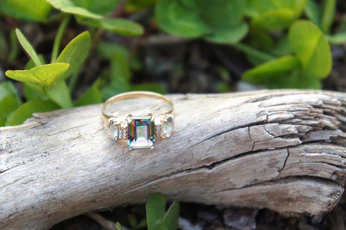 Pierścionek ze złota i męża