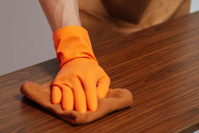 Pielęgnacja blatów meblowych drewnopodobnych