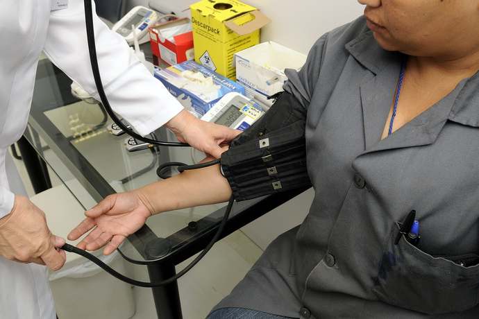 Jakie są objawy choroby Hashimoto?