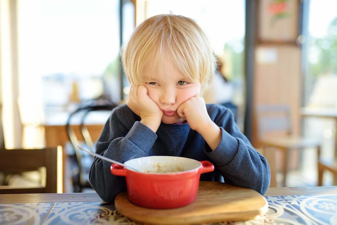 Zdrowa dieta dla dzieci: co powinna zawierać i dlaczego jest waż