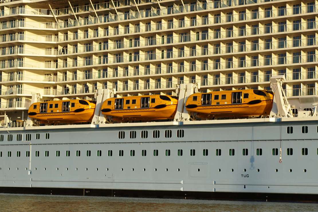 Czy pierwszeństwo wsiadania do łodzi ratunkowych nadal przysługu