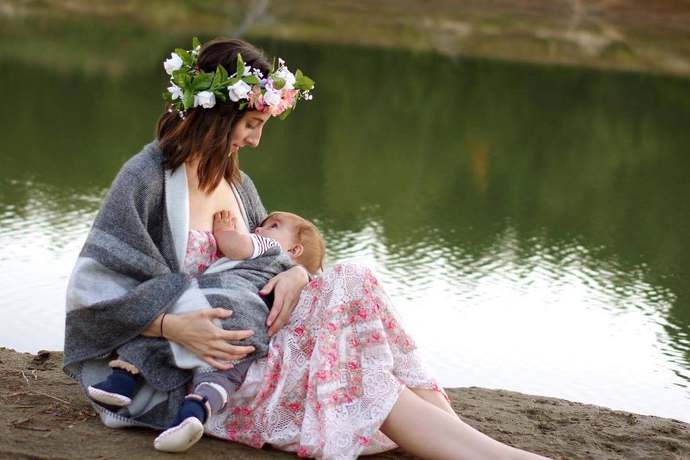 Czy kobieta, która podała się operacji powiększenia piersi może 