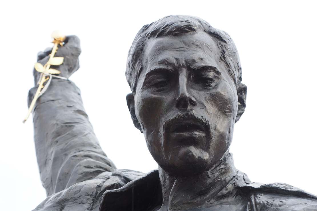 Jaki był ostatni utwór, który Freddie Mercury nagrał z Queen?