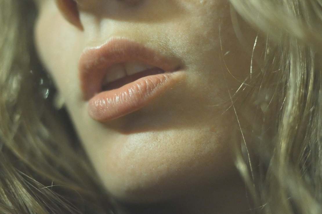 Powiększanie ust – oto, co warto wiedzieć przed zabiegiem